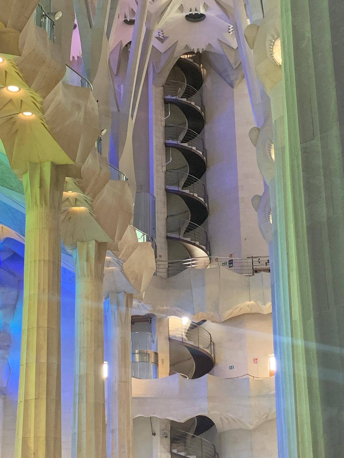 Zdjęcie Barcelona 2025 (15)9d77d592-5785-4659-a6d7-8205d98686b5.jpg w galerii Wycieczka po Europie - Barcelona